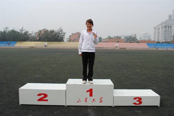 请使用鼠标滚轮缩放图片,点击图片可在新窗口打开 554×371